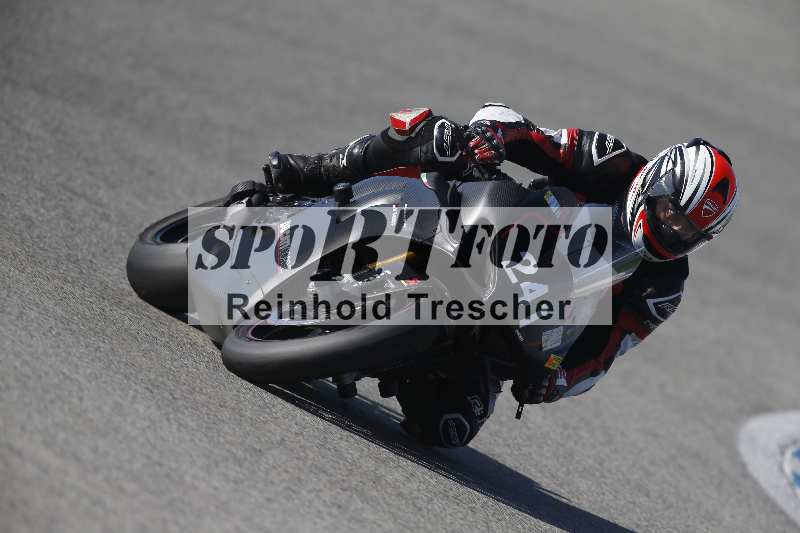 /Archiv-2024/02 29.01.-02.02.2024 Moto Center Thun Jerez/Gruppe blau-blue/241